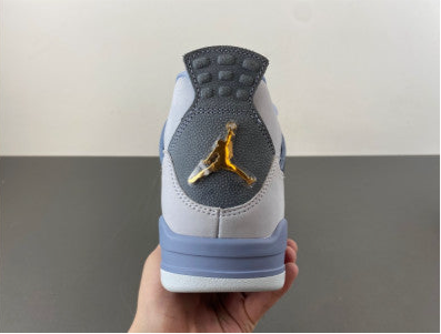 Retro 4 UNC
