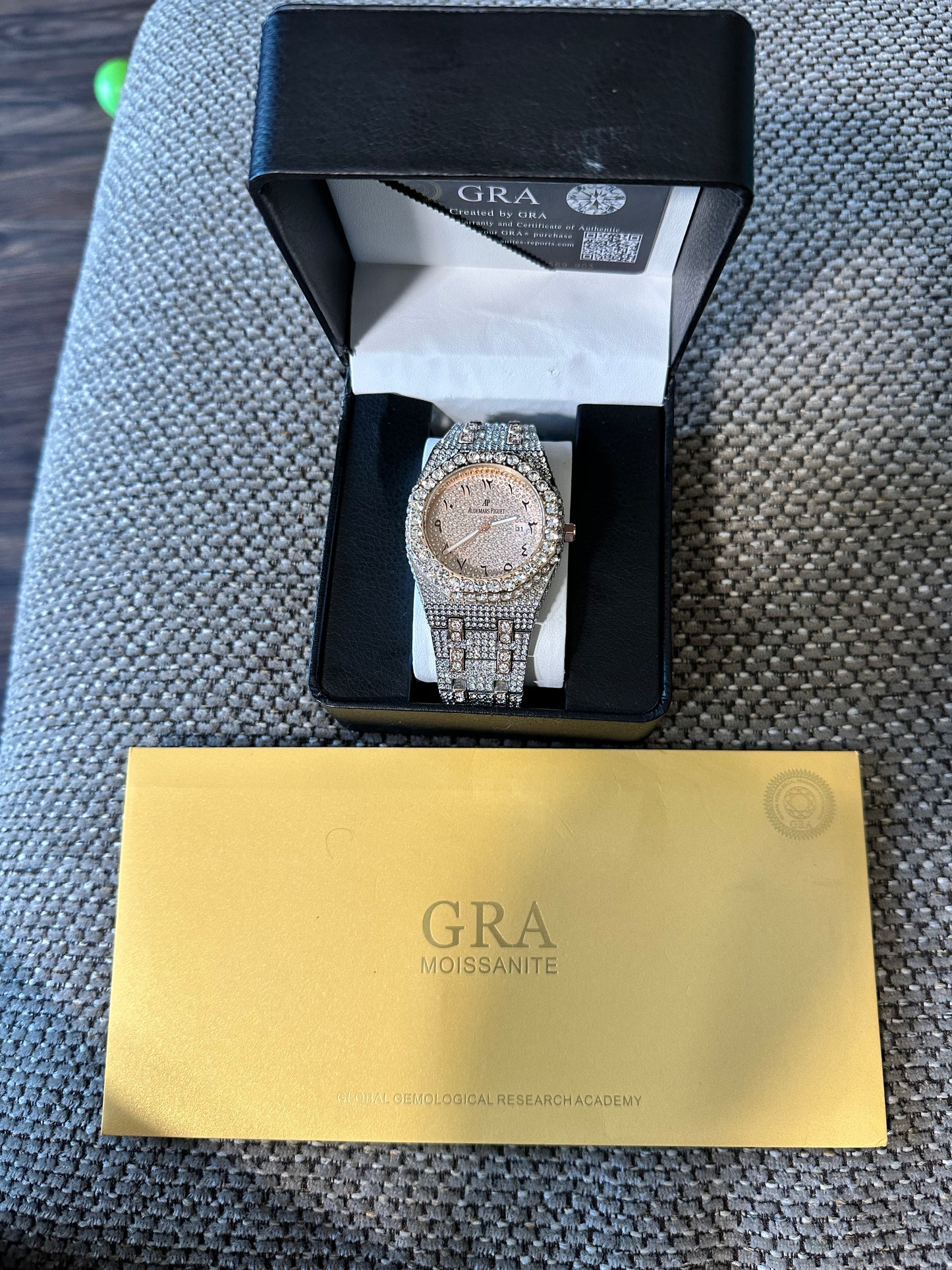 (Copy) Moissanite AP Fully Bust Down GRA certified / rose gold