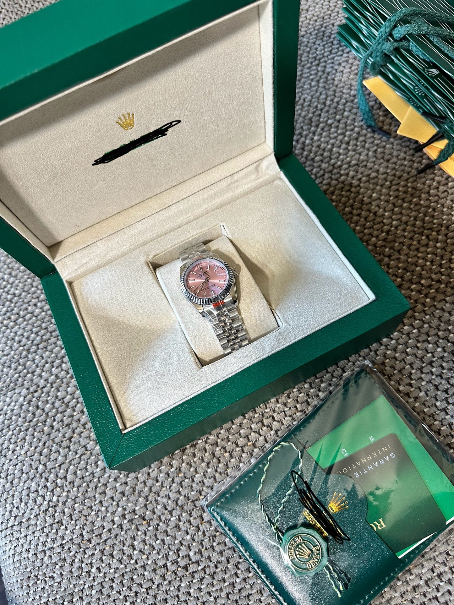 DáteJúst 27mm Pink (women’s)