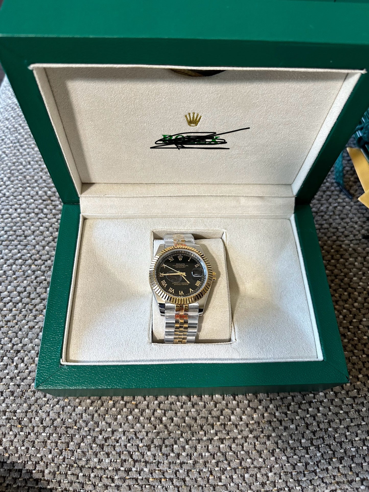 DateJust 41mm Blue or Black