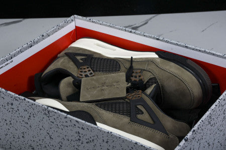Retro 4 Olive